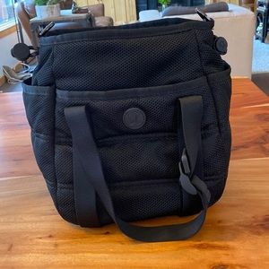 Lululemon Dash All Day Bucket Bag